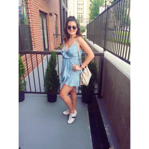 Meet your Posher, Keeley - Picture 1 of 1